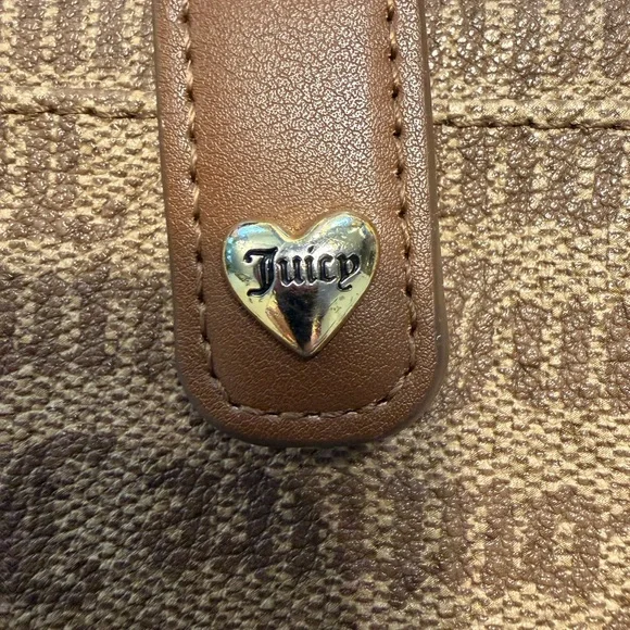 JUICY COUTURE GOTHIC BROWN LOGO CARD CASE EUC never used - Picture 2 of 9